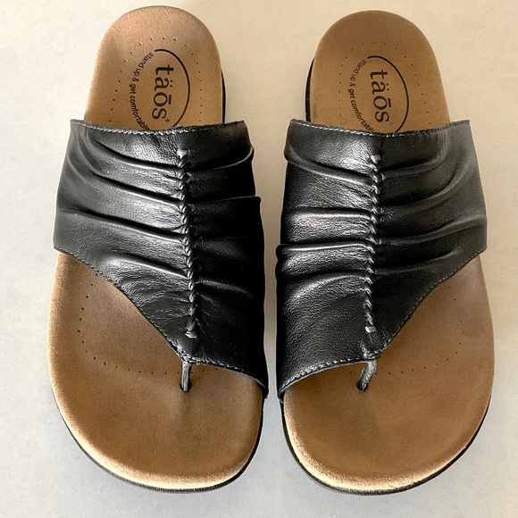 TAOS Gift 2 Black Leather Sandal Size 10 Like New - Picture 8 of 8